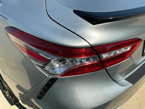 Used 2018 Toyota Camry XSE w/ Protection Package (Q2) FWD image 18