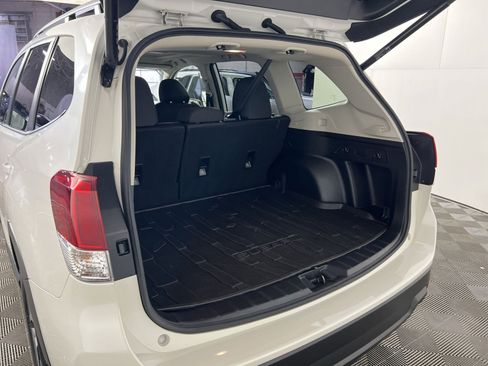 Used 2024 Subaru Forester Premium image 26