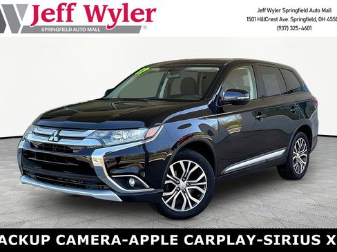 Used 2017 Mitsubishi Outlander SE AWD/4WD image 1