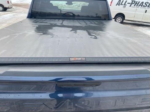 Used 2022 Chevrolet Silverado 1500 RST w/ Z71 Off-Road Package image 11