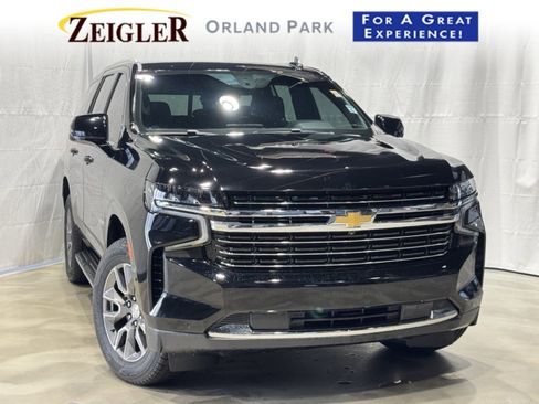 Used 2022 Chevrolet Tahoe LT w/ Luxury Package image 1