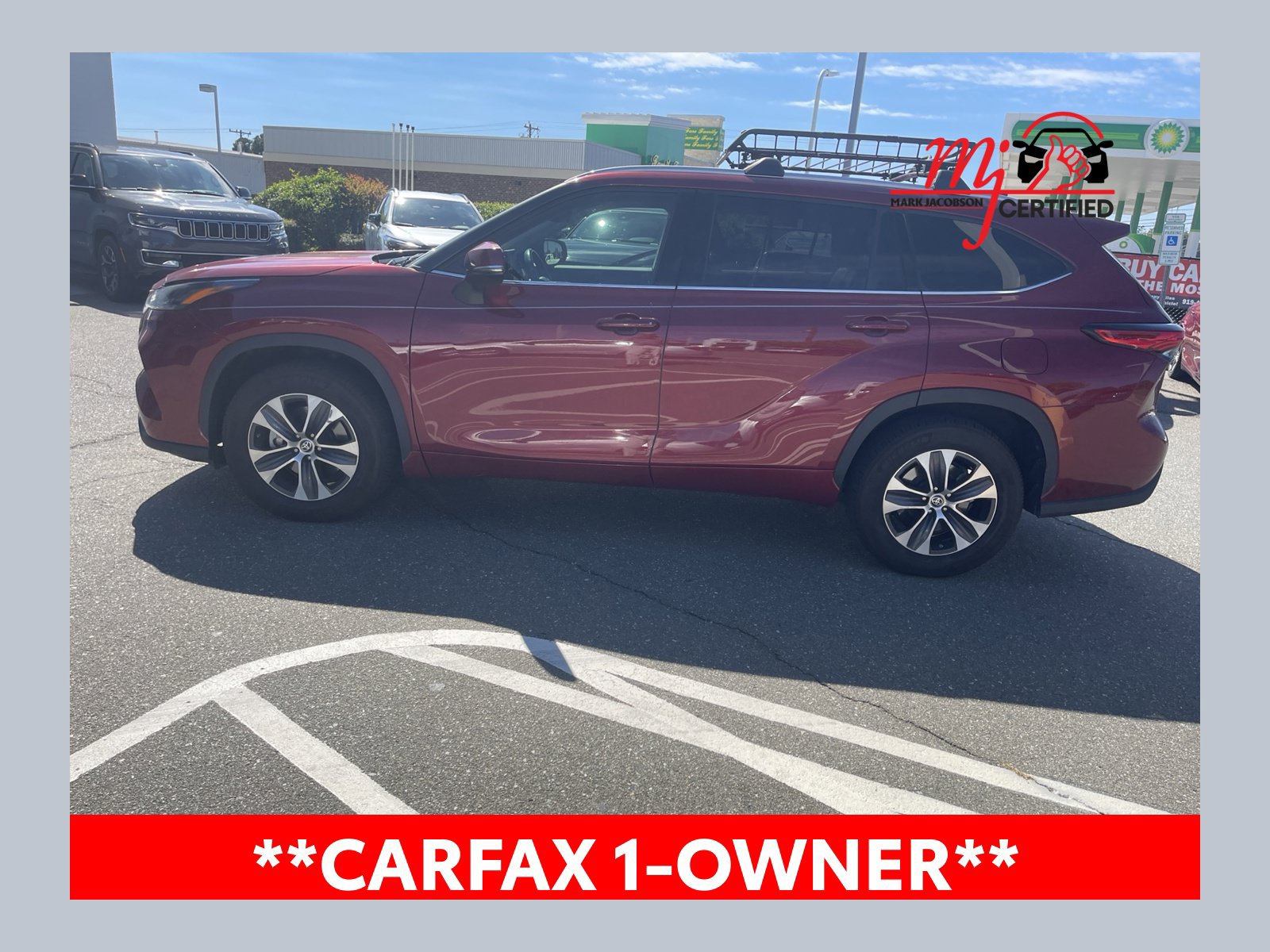 Used 2022 Toyota Highlander XLE FWD image 1