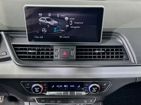 Used 2020 Audi SQ5 Premium Plus w/ Premium Plus Package image 24