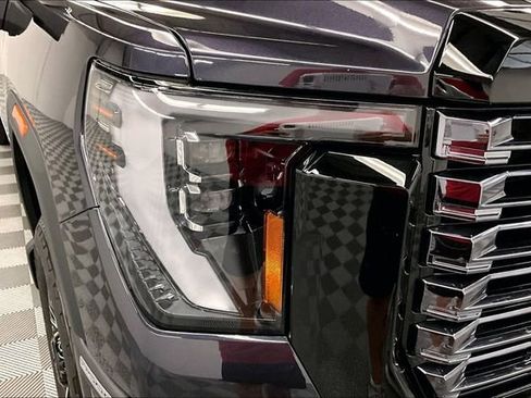 Used 2025 GMC Sierra 2500 Denali Ultimate w/ Max Trailering Package AWD/4WD image 36