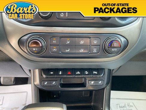 Used 2019 Chevrolet Colorado Z71 image 31