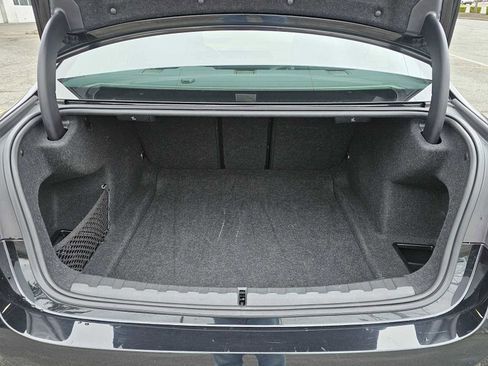 Used 2024 BMW 330i xDrive 330i xDrive image 13