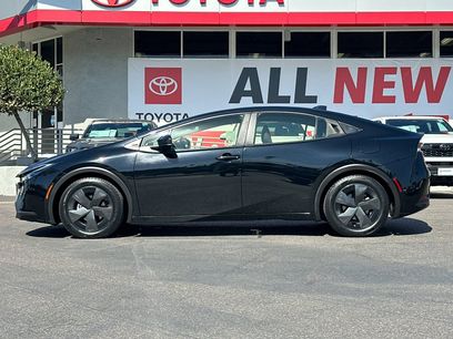 Used 2025 Toyota Prius LE