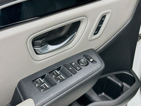 Used 2023 Honda Pilot EX-L image 15