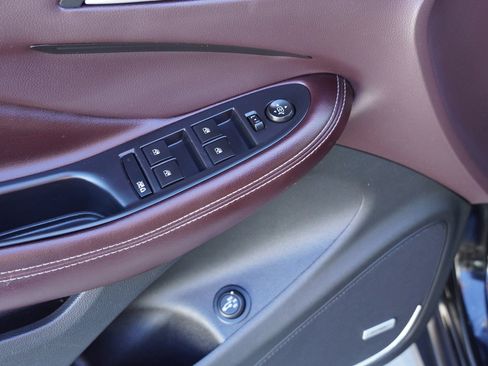 Used 2016 Buick Envision Premium image 18