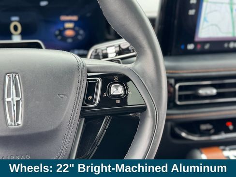 Used 2025 Lincoln Aviator Black Label AWD/4WD image 11