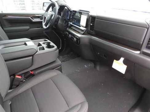 New 2026 Chevrolet Silverado 1500 LT image 13