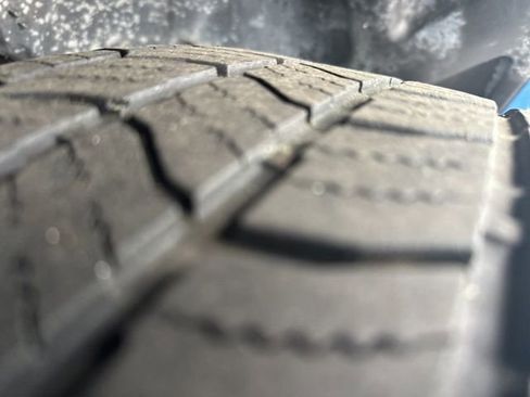 Used 2024 RAM 1500 Classic SLT AWD/4WD image 35