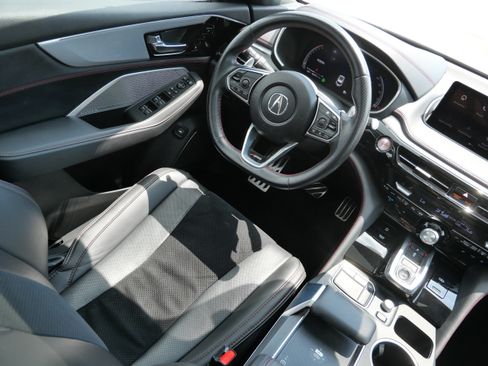 Used 2023 Acura MDX A-Spec AWD/4WD image 9