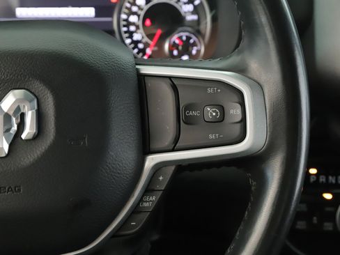 Used 2022 RAM 1500 Big Horn AWD/4WD image 8