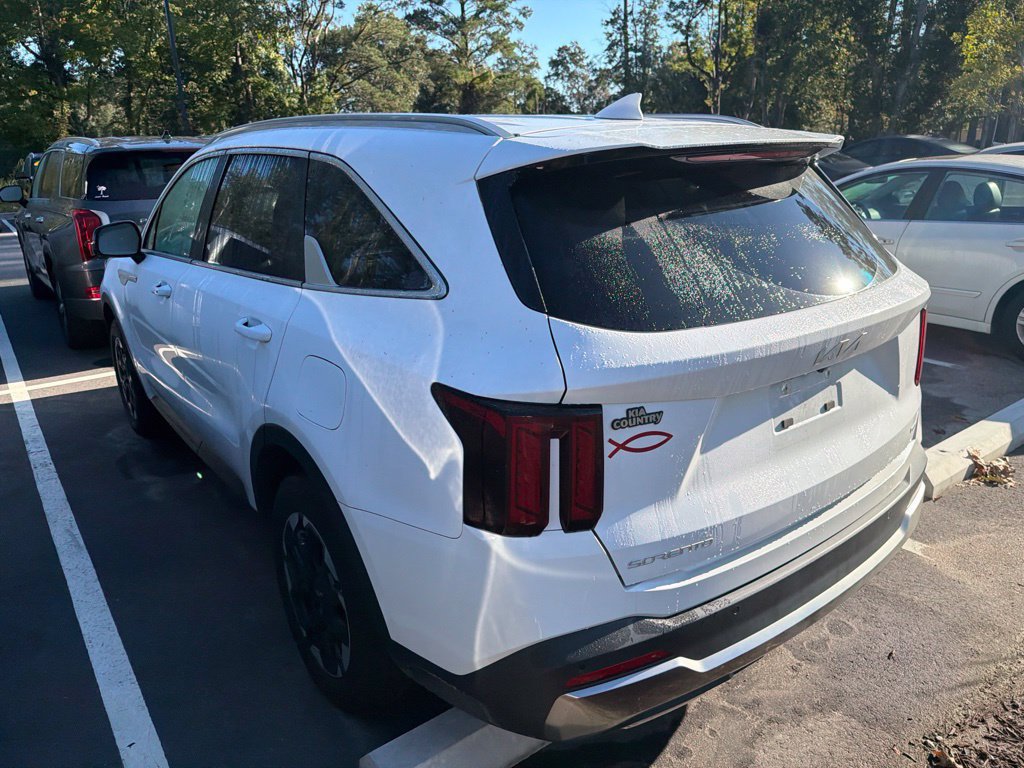 Used 2024 Kia Sorento S AWD/4WD image 7