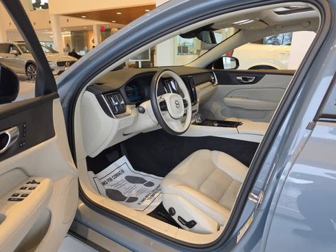 Used 2024 Volvo S60 T8 Plus w/ Climate Package AWD/4WD image 7