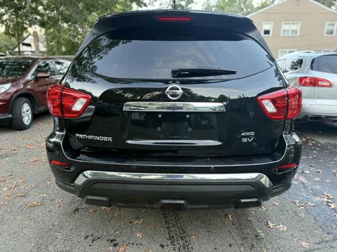 Used 2017 Nissan Pathfinder SV image 5