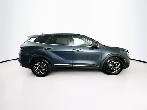 Used 2024 Kia Sportage LX image 10