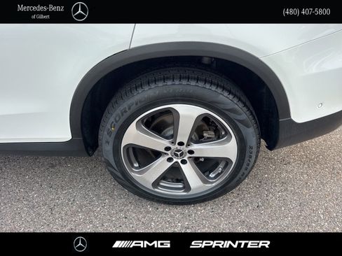 Certified 2022 Mercedes-Benz GLC 300 4MATIC image 9