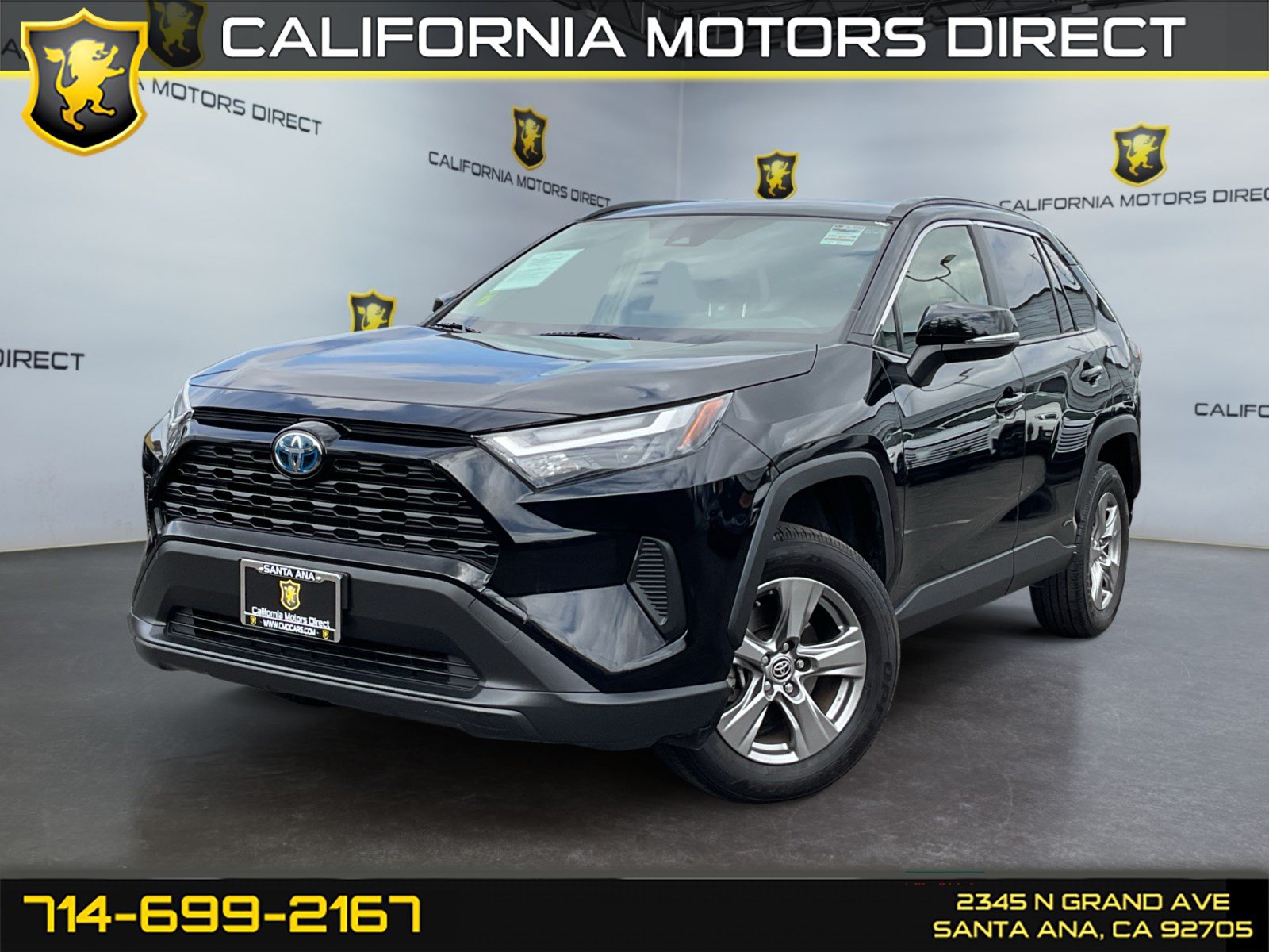 Used 2024 Toyota RAV4 LE AWD/4WD image 1