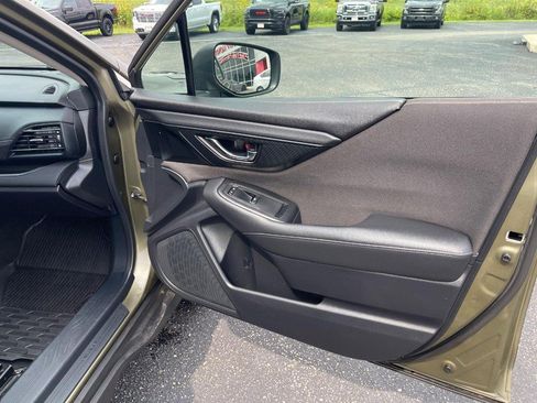 Used 2020 Subaru Outback Premium AWD/4WD image 18