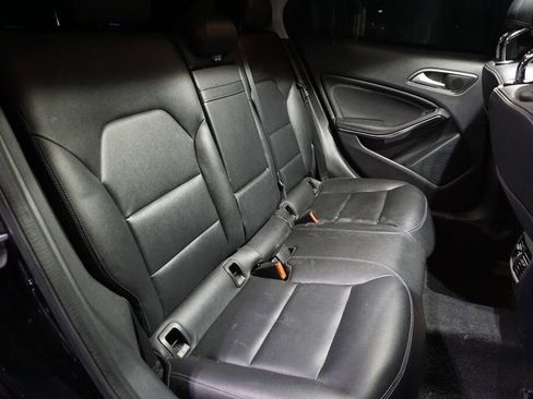 Used 2015 Mercedes-Benz GLA 250 4MATIC image 34