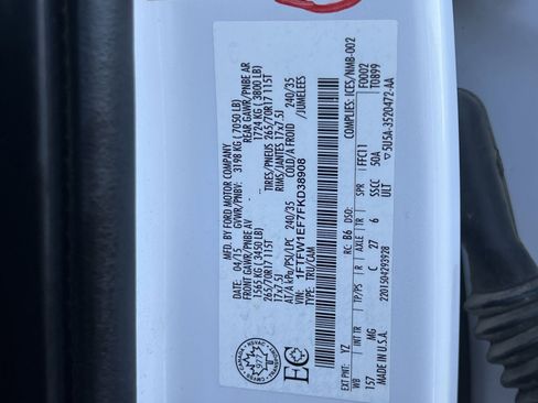 Used 2015 Ford F150 XLT image 32