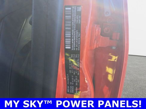 Used 2017 Jeep Renegade Trailhawk w/ Premium Trailhawk Package image 38