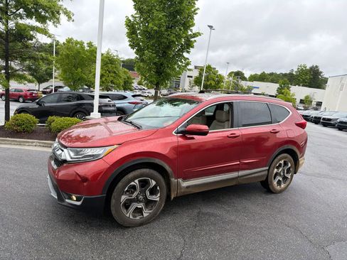 Used 2018 Honda CR-V Touring image 4