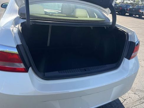 Used 2013 Buick Verano FWD image 10