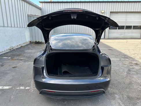 Used 2025 Tesla Model 3 Long Range AWD/4WD image 23
