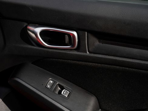 Used 2024 Honda Civic Sport image 31