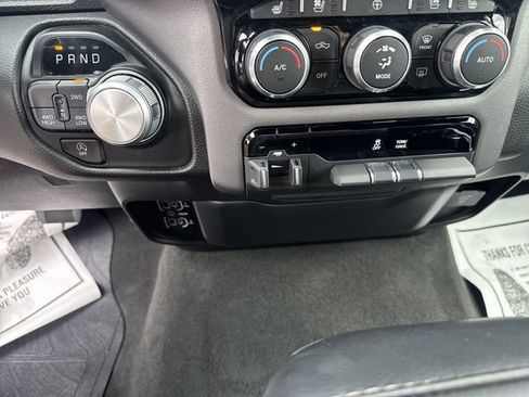 Used 2024 RAM 1500 Laramie image 22