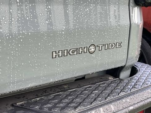 Used 2025 Jeep Gladiator Sport AWD/4WD image 11