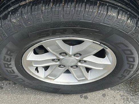 Used 2014 GMC Yukon XL SLT RWD image 17