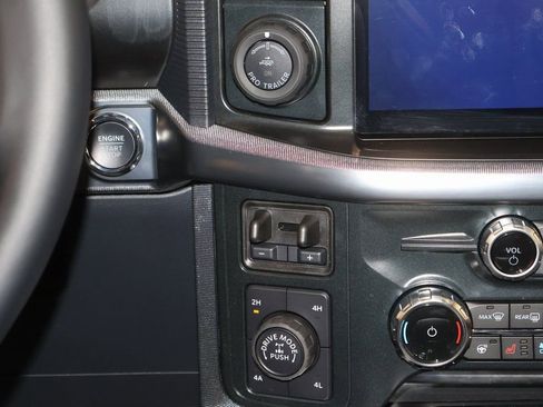 New 2025 Ford F150 Platinum w/ Equipment Group 702A High image 24