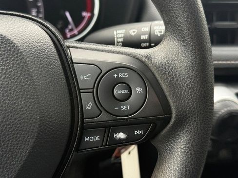 Used 2024 Toyota RAV4 LE image 21