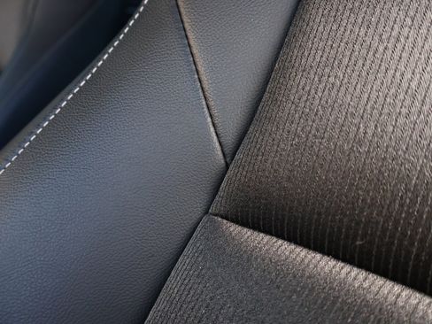 Used 2022 Honda Accord Sport image 11