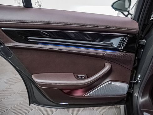 Used 2025 Porsche Panamera 4S image 26