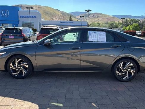 Used 2024 Hyundai Elantra Limited FWD image 6