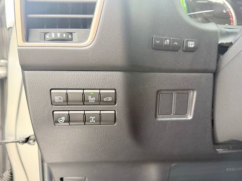 Used 2018 Lexus NX 300 AWD w/ Premium Package image 14