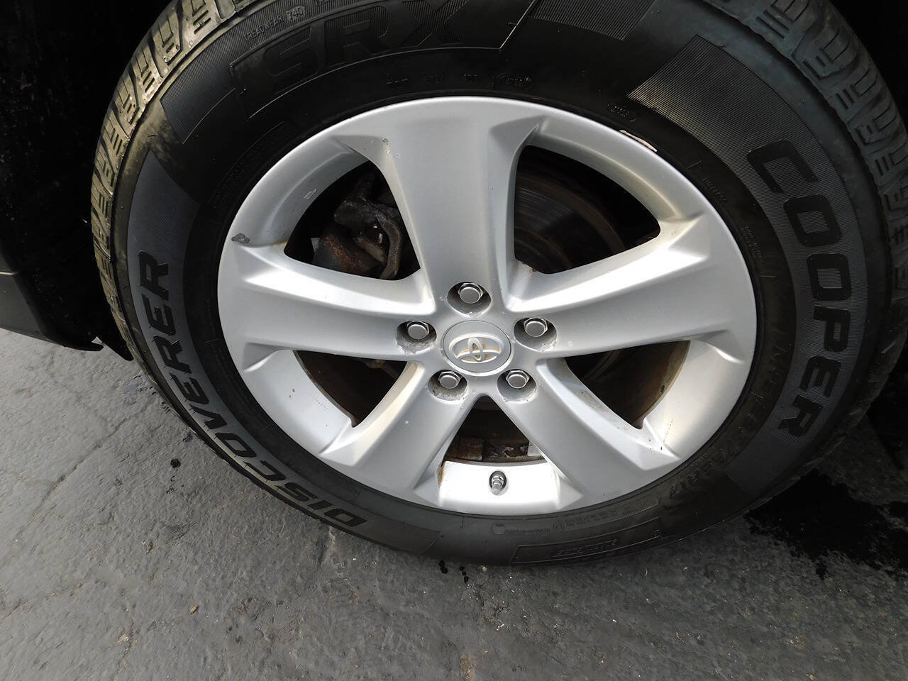 Used 2013 Toyota RAV4 XLE AWD/4WD image 7