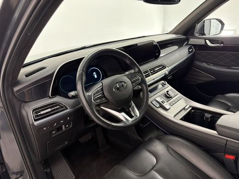 Used 2022 Hyundai Palisade Calligraphy w/ Cargo Package FWD image 4