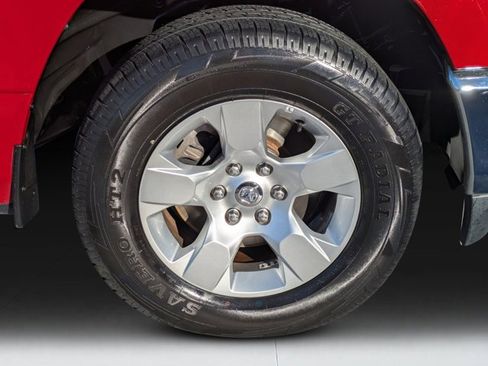 Used 2019 RAM 1500 Big Horn image 9