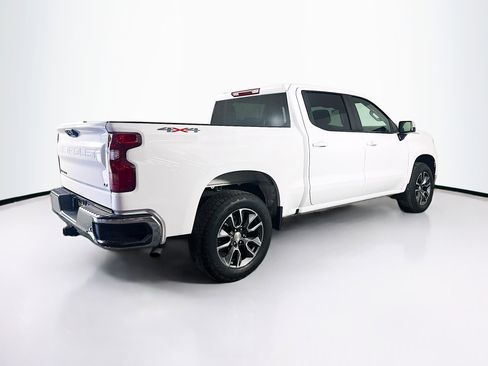 Used 2023 Chevrolet Silverado 1500 LT AWD/4WD image 9