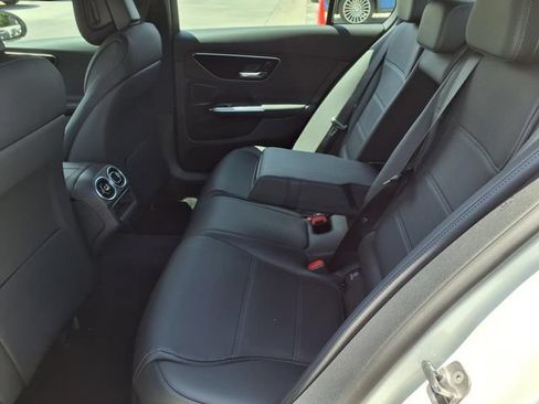New 2025 Mercedes-Benz C 300 4MATIC Sedan image 17