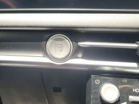 Certified 2025 Hyundai Tucson SEL AWD/4WD image 27