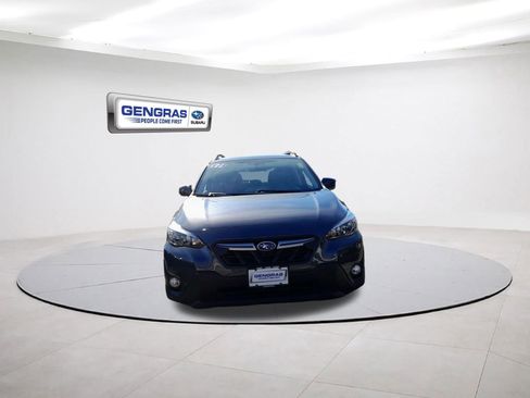 Used 2022 Subaru Crosstrek 2.0i Premium w/ Moonroof Package image 2
