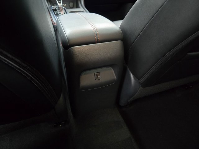 Used 2024 Nissan Sentra SR w/ SR Premium Package FWD image 15