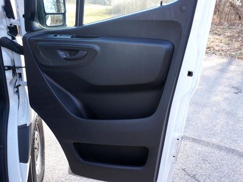 Used 2020 Mercedes-Benz Sprinter 2500 w/ Driver Convenience Package image 22